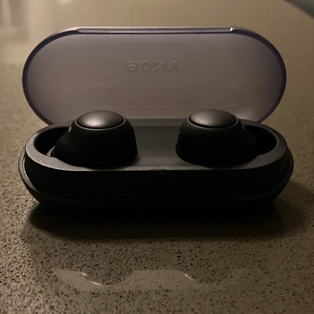 Sony WF-C500 Wireless Earbuds with Case (Like New)